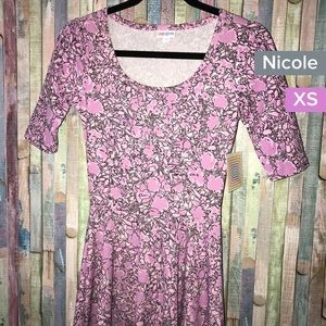 Lularoe Nicole XS (NWT)
